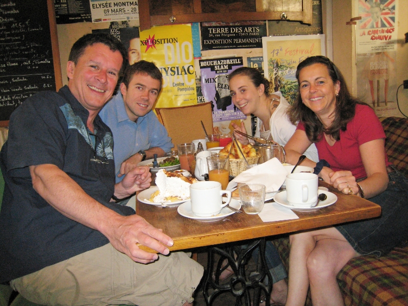 Brunch, Paris France.jpg